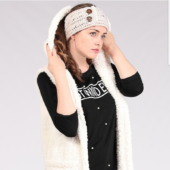 Buttoned Lace Trim Headband - Picture 2 of 4